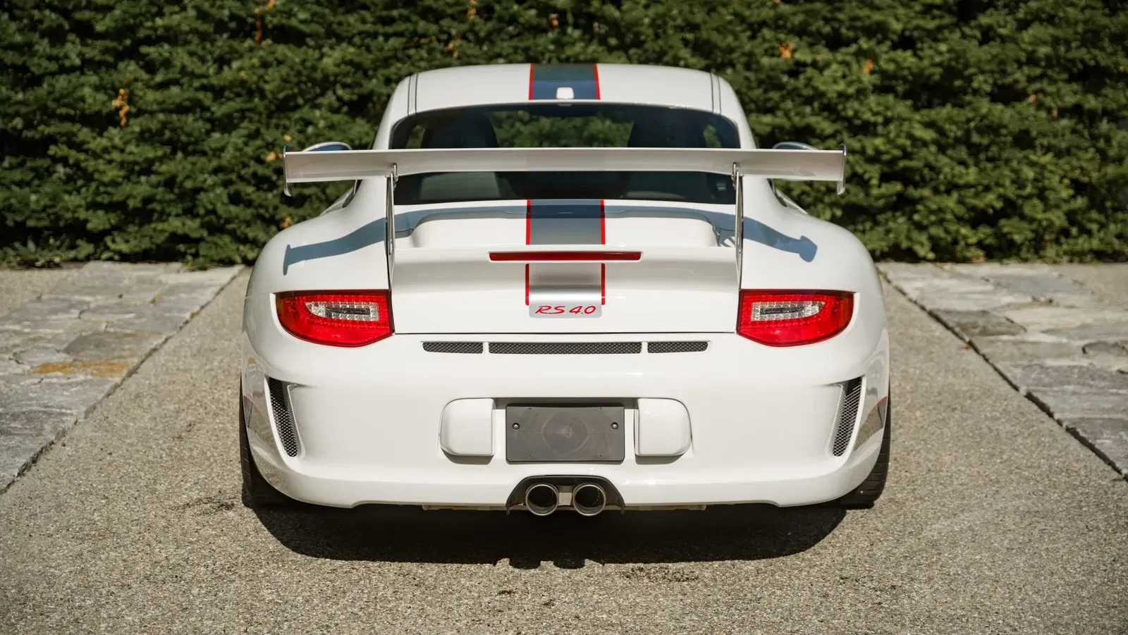 965-Mile 2011 Porsche 911 GT3 RS 4.0