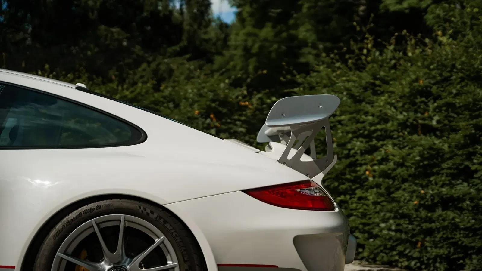965-Mile 2011 Porsche 911 GT3 RS 4.0