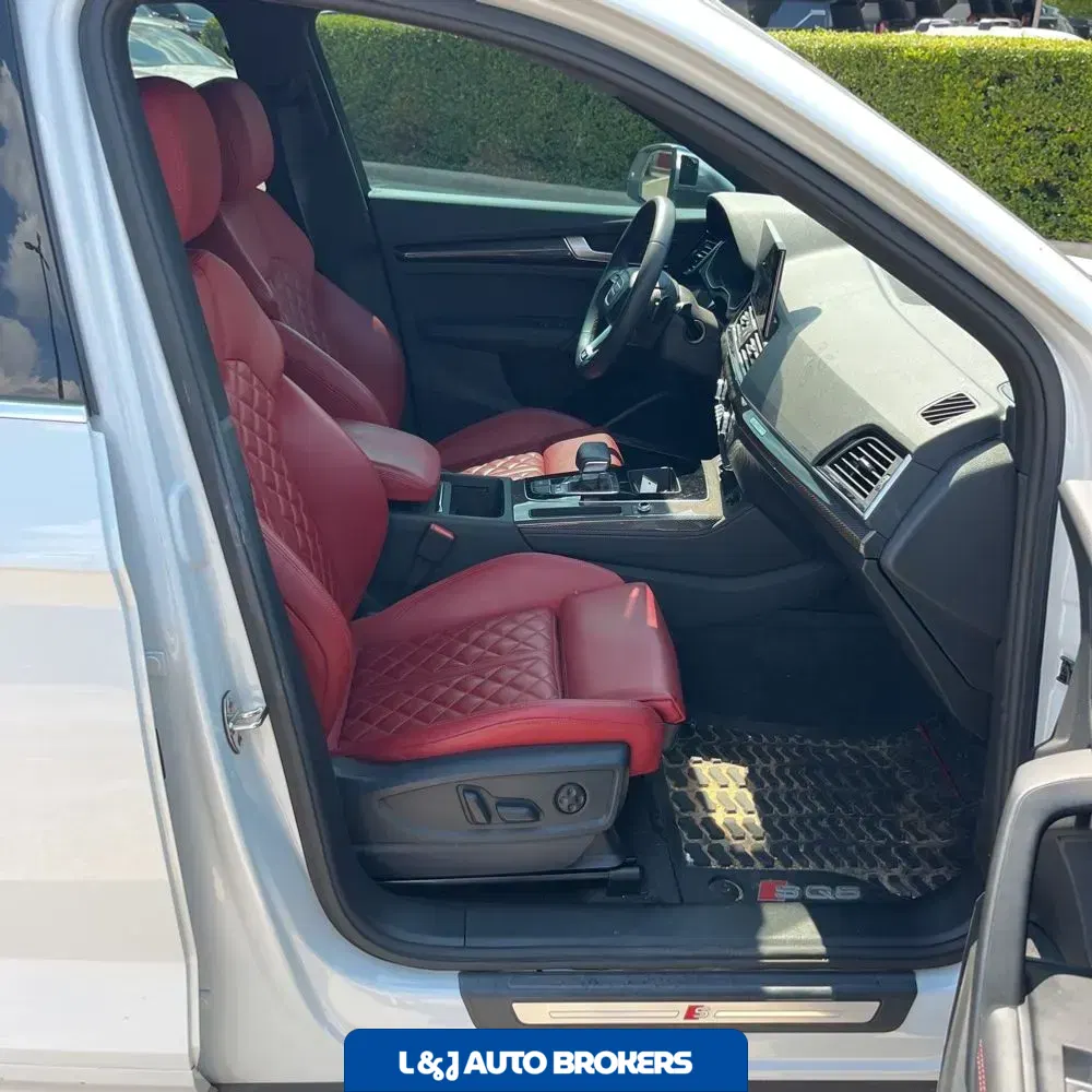 2024 Audi SQ5 Prestige