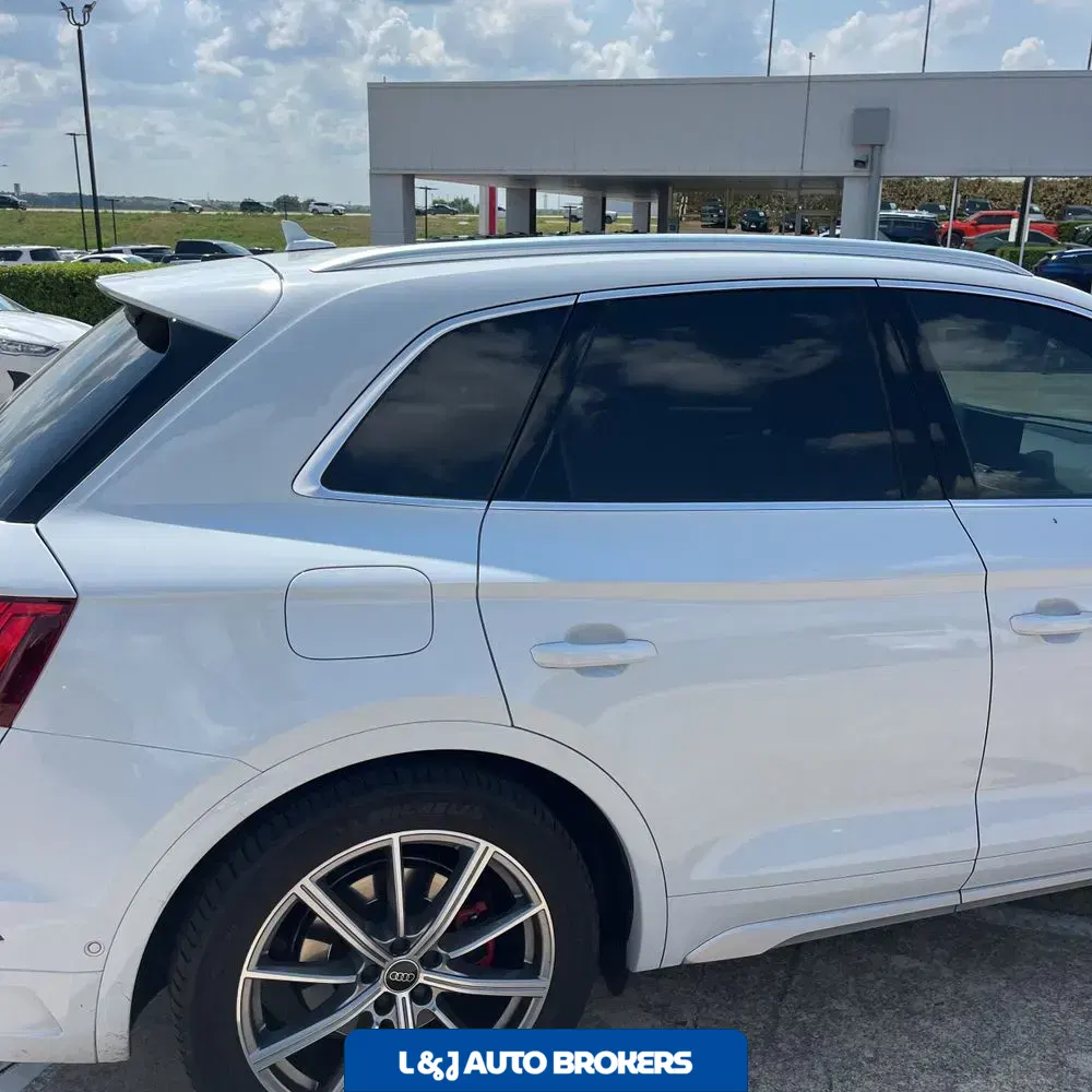 2024 Audi SQ5 Prestige