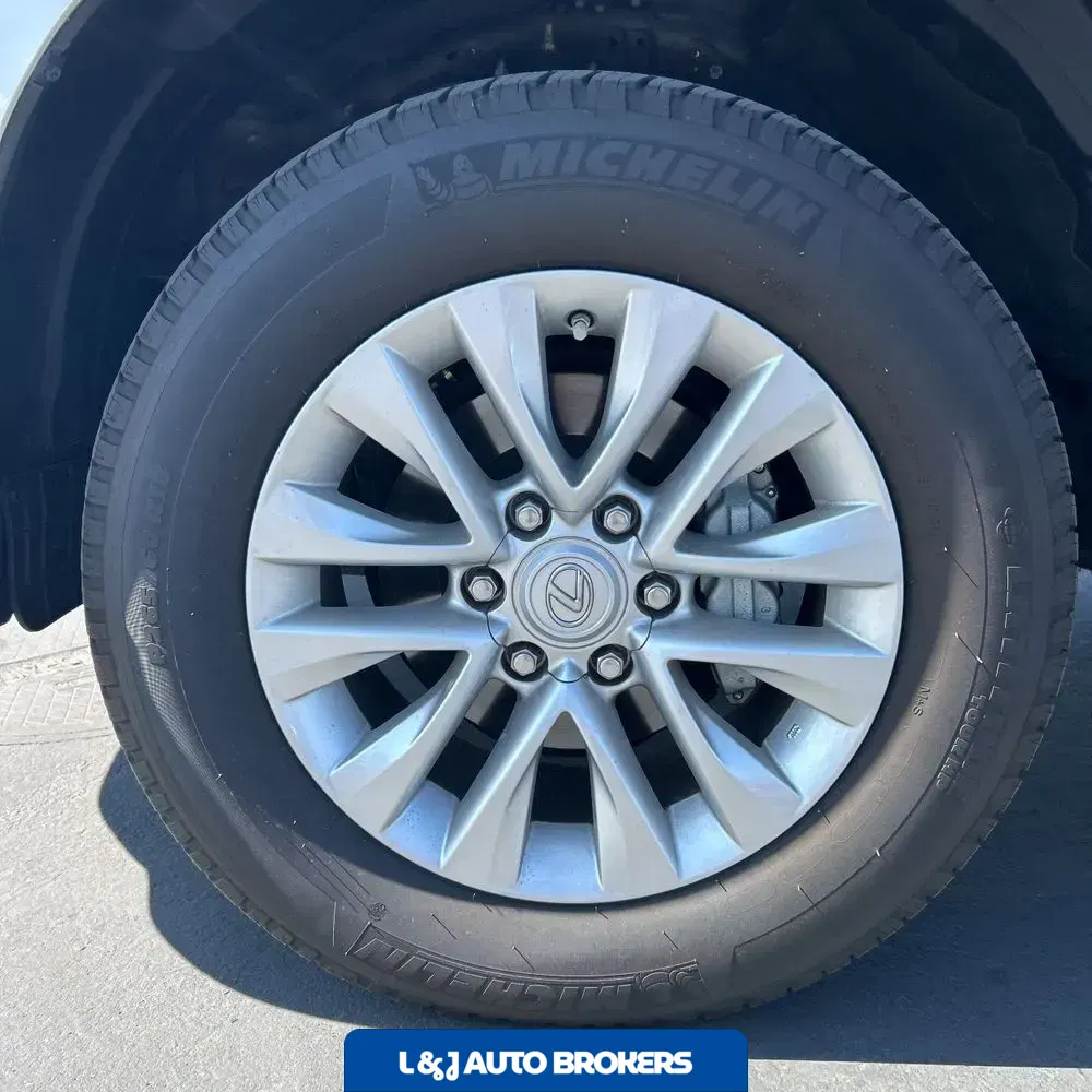 2023 Lexus GX 460 Base