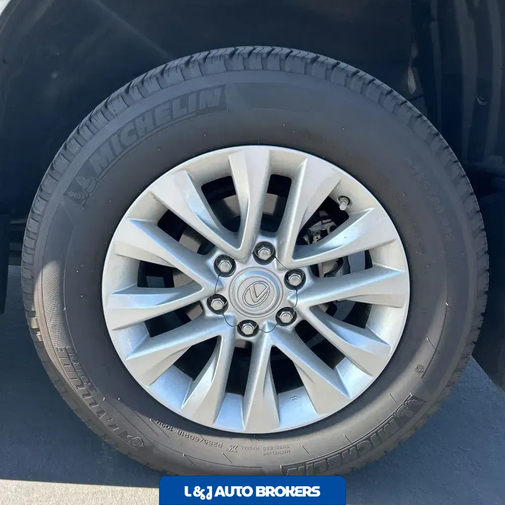 2023 Lexus GX 460 Base