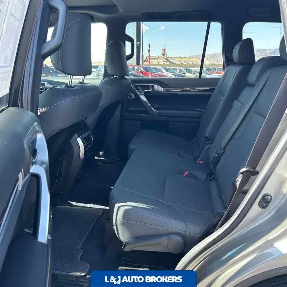2023 Lexus GX 460 Base