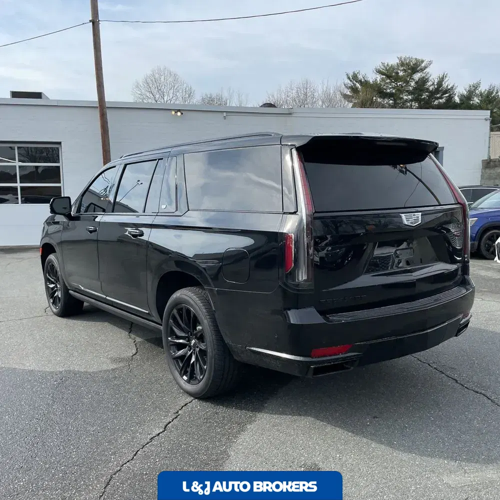 2024 Cadillac Escalade ESV Sport Platinum
