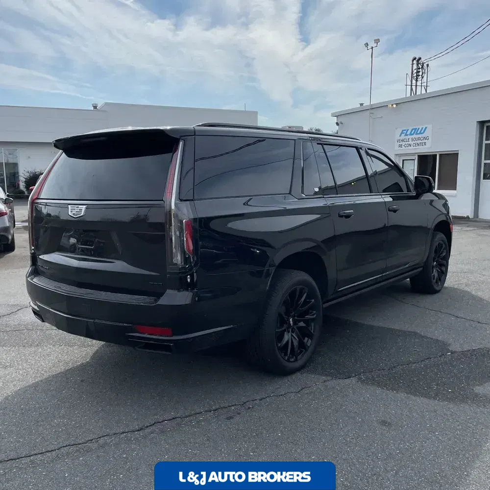 2024 Cadillac Escalade ESV Sport Platinum