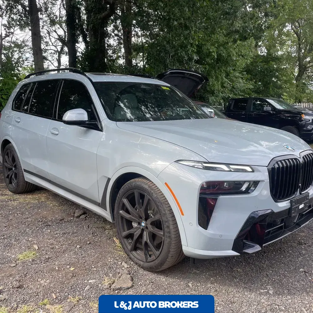 2025 BMW X7 XDrive40i