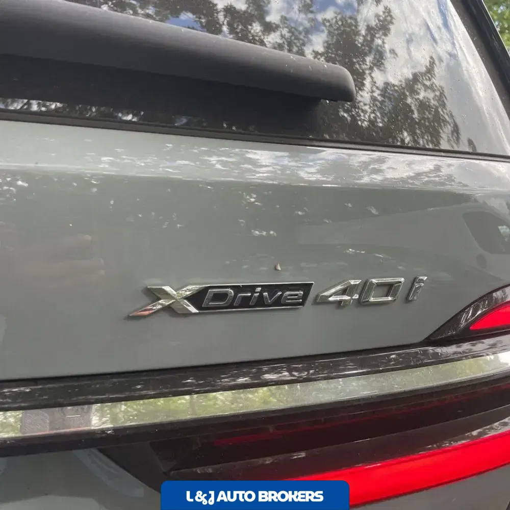 2025 BMW X7 XDrive40i