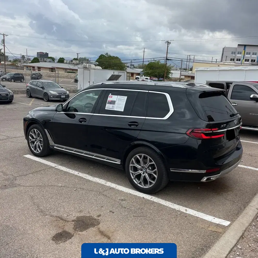 2024 BMW X7 XDrive40i