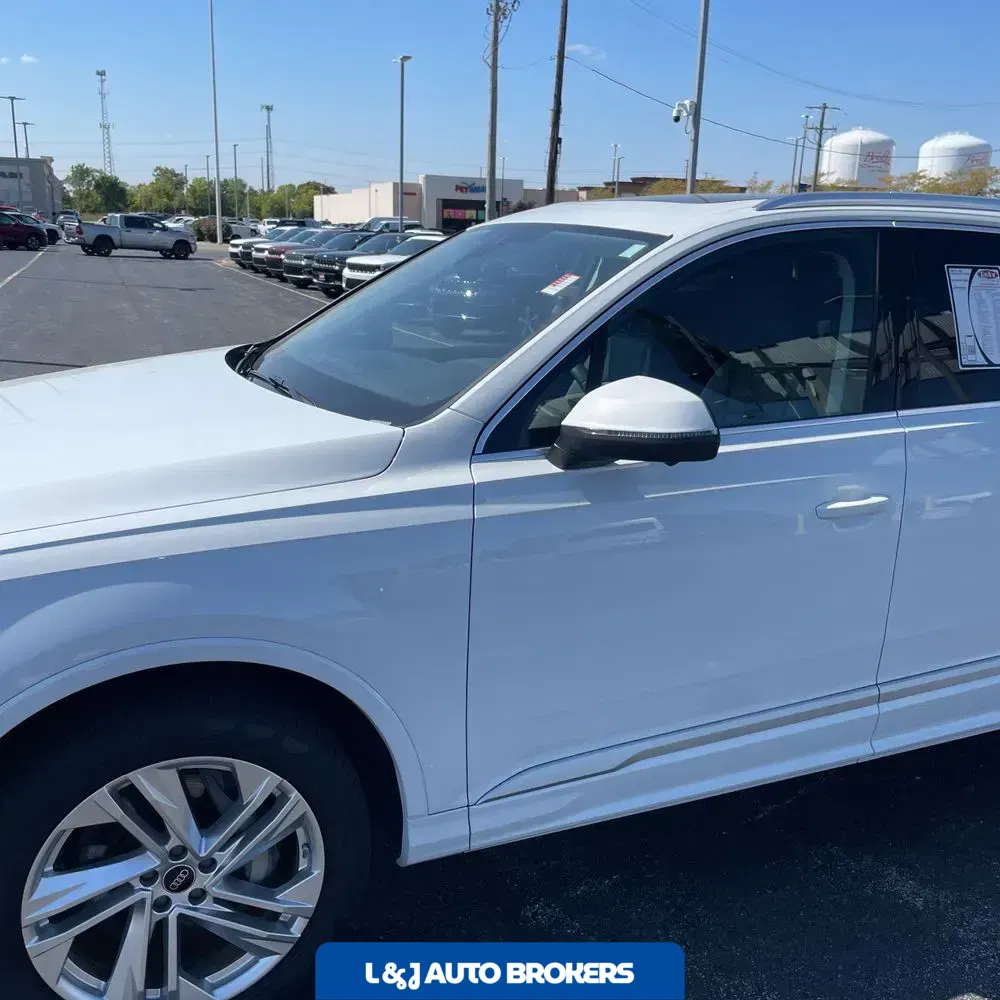 2024 Audi Q7 Premium Plus 55