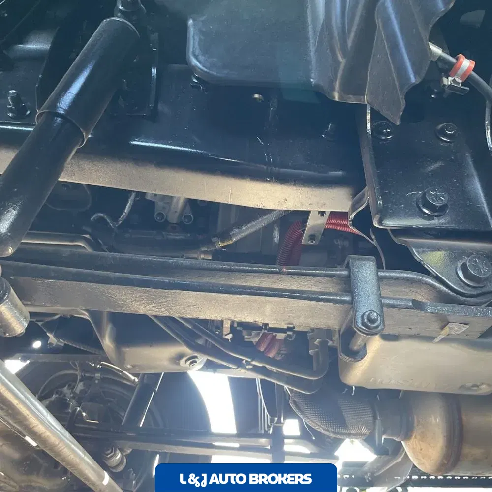 2023 Chevrolet Silverado 5500 W/T