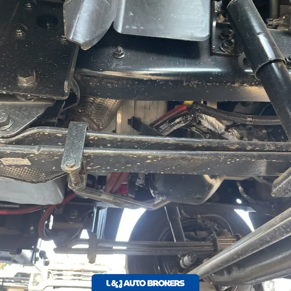 2023 Chevrolet Silverado 5500 W/T