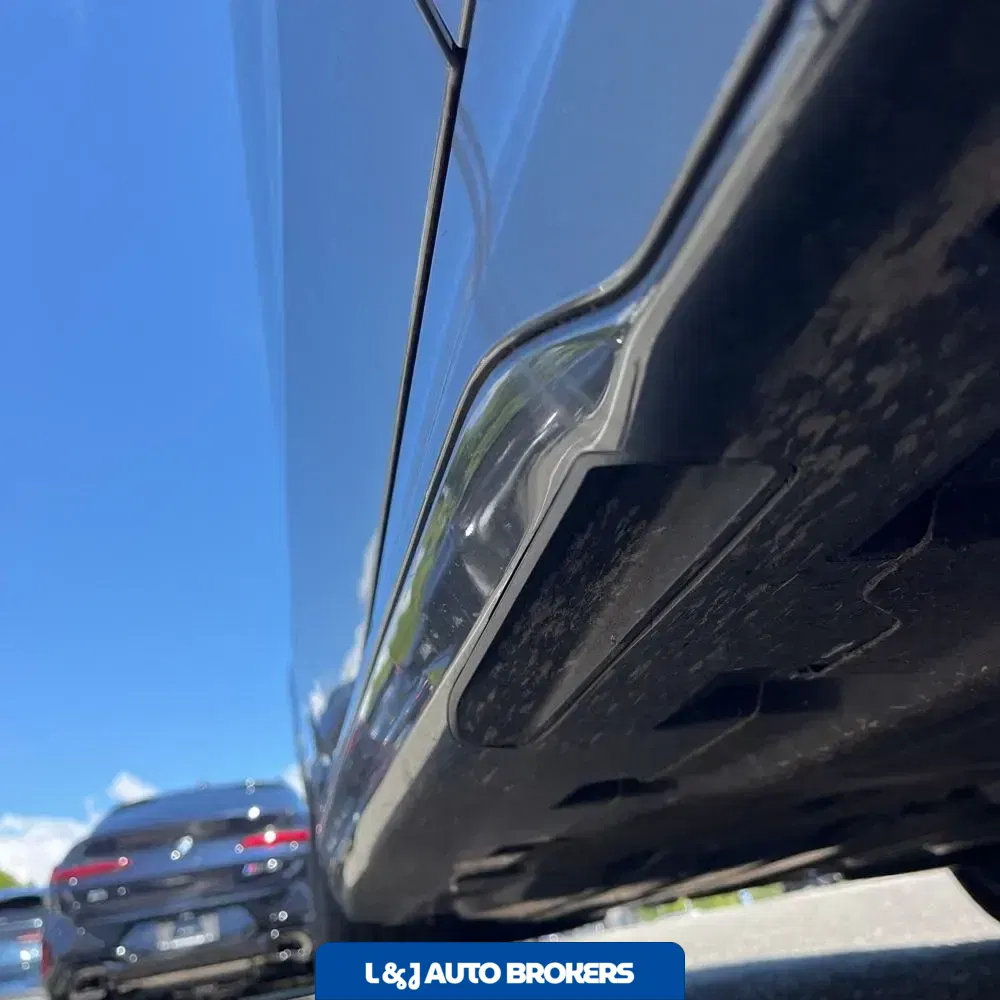 2023 BMW X6 M50i