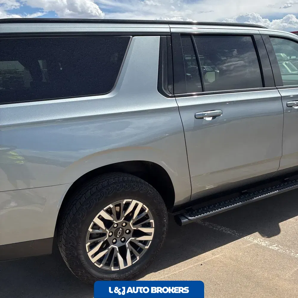2025 Chevrolet Suburban Z71