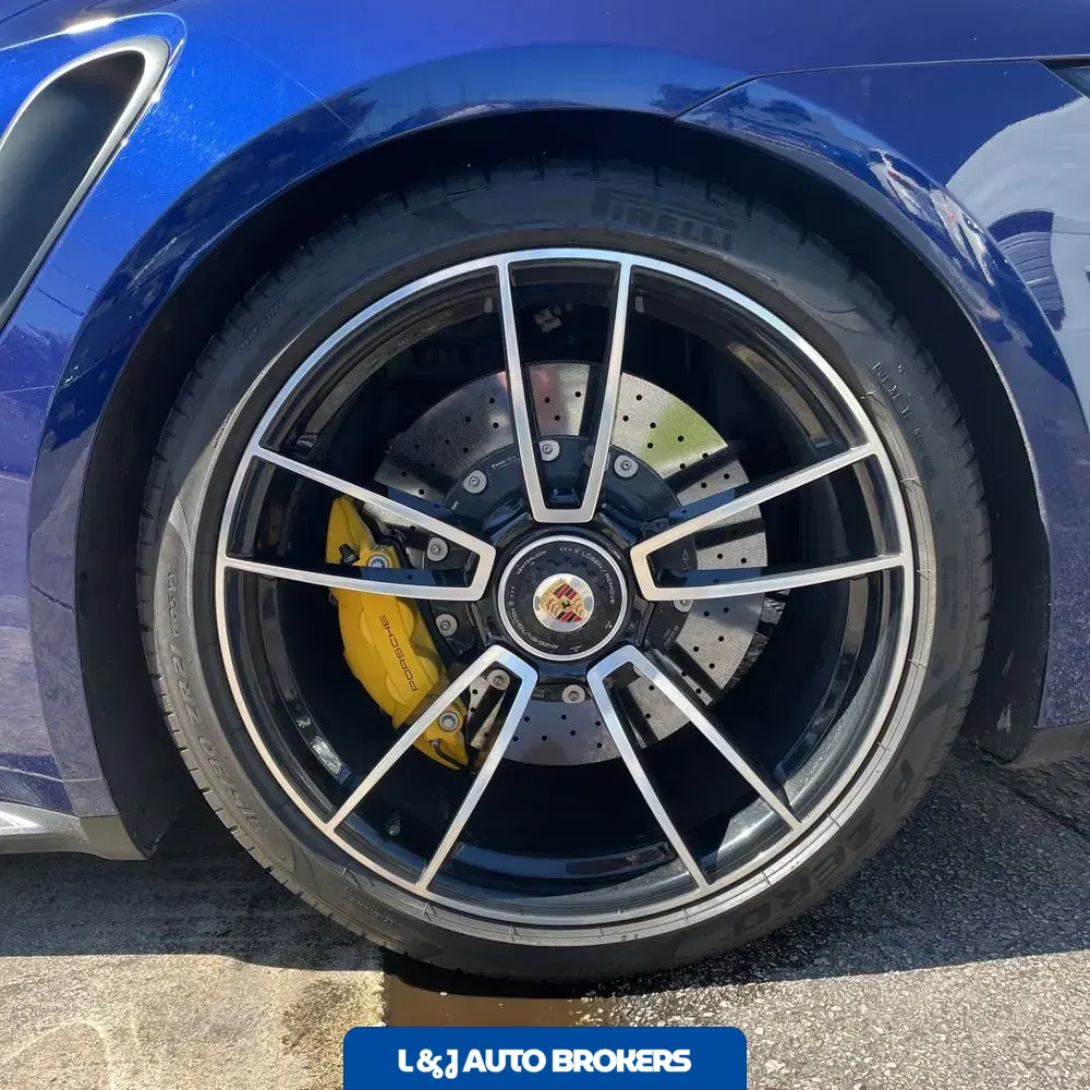 2021 Porsche 911 Turbo S
