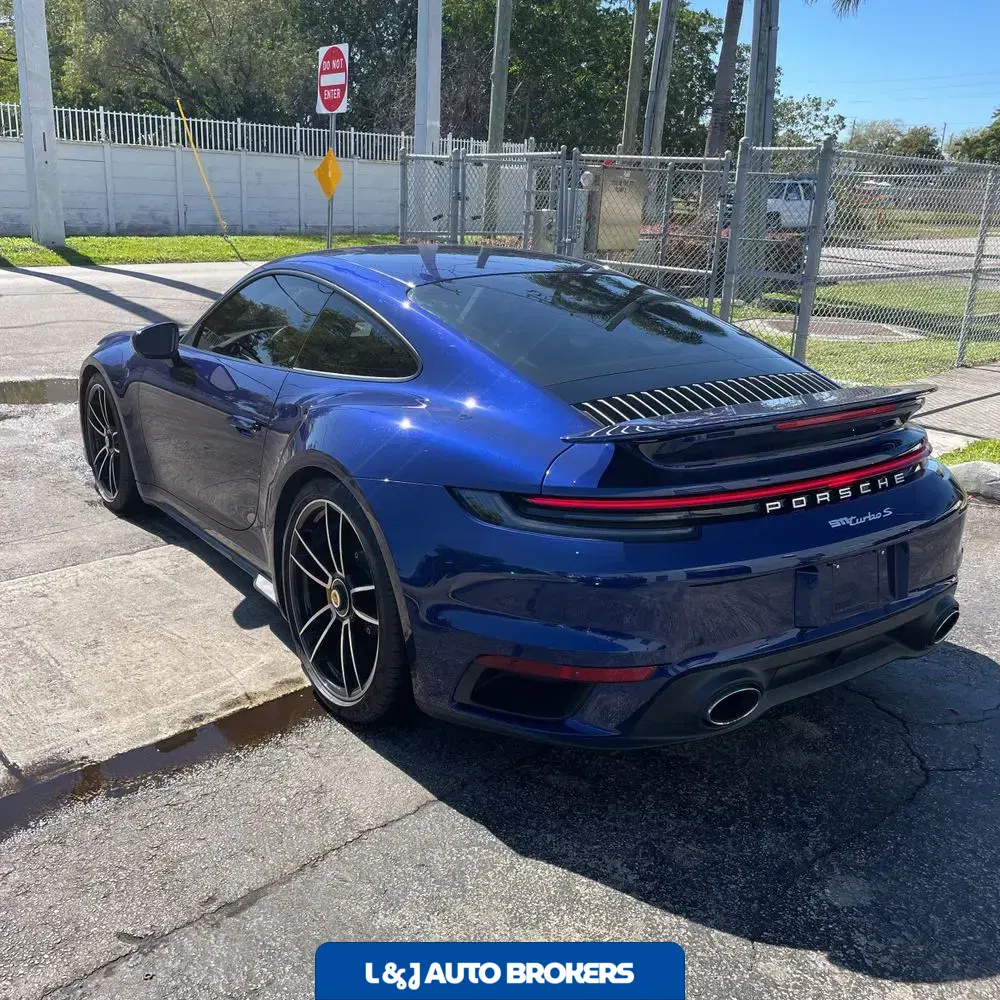 2021 Porsche 911 Turbo S