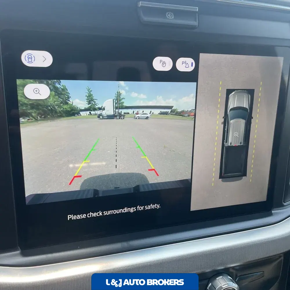 2025 Ford F-450 Super Duty Platinum