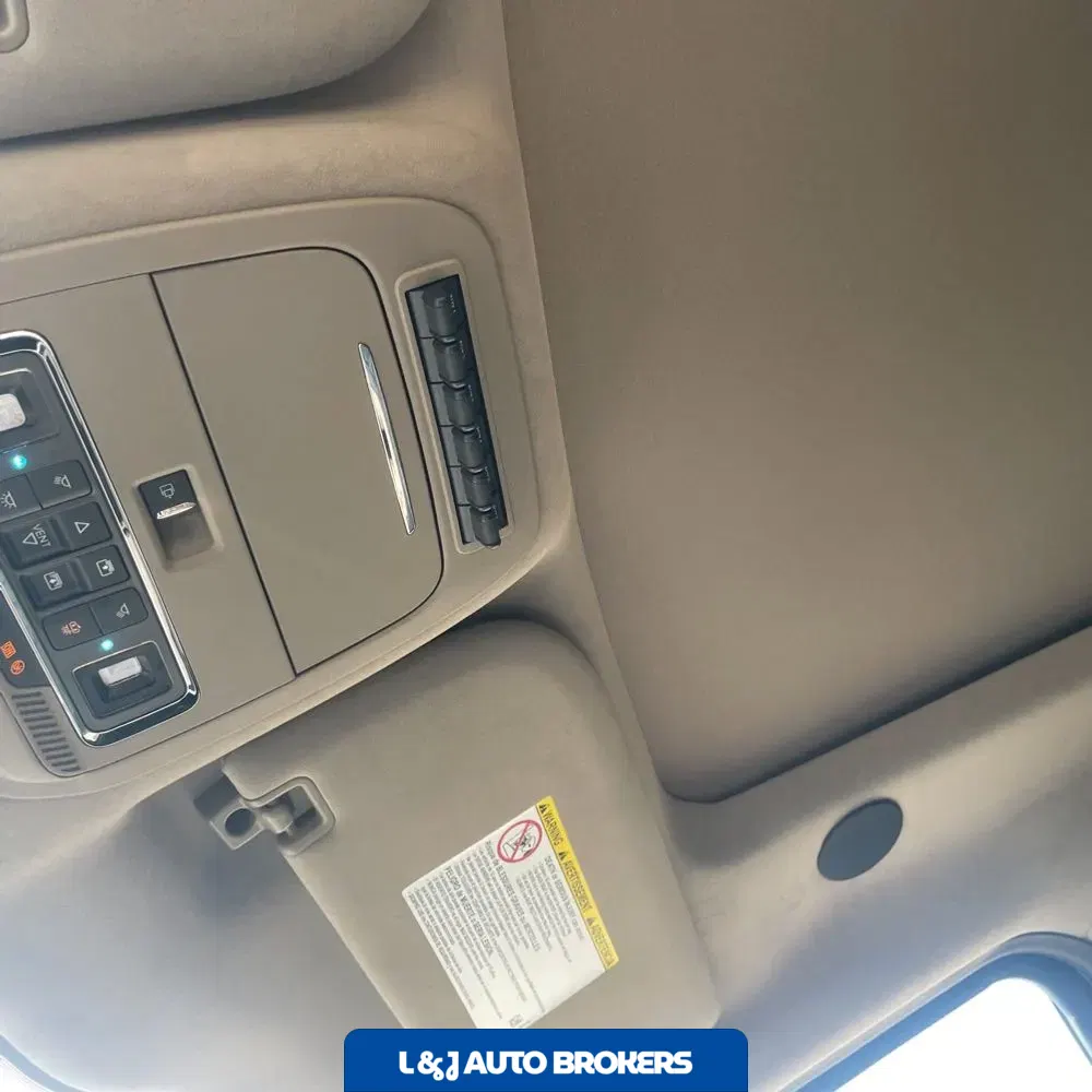 2025 Ford F-450 Super Duty Platinum