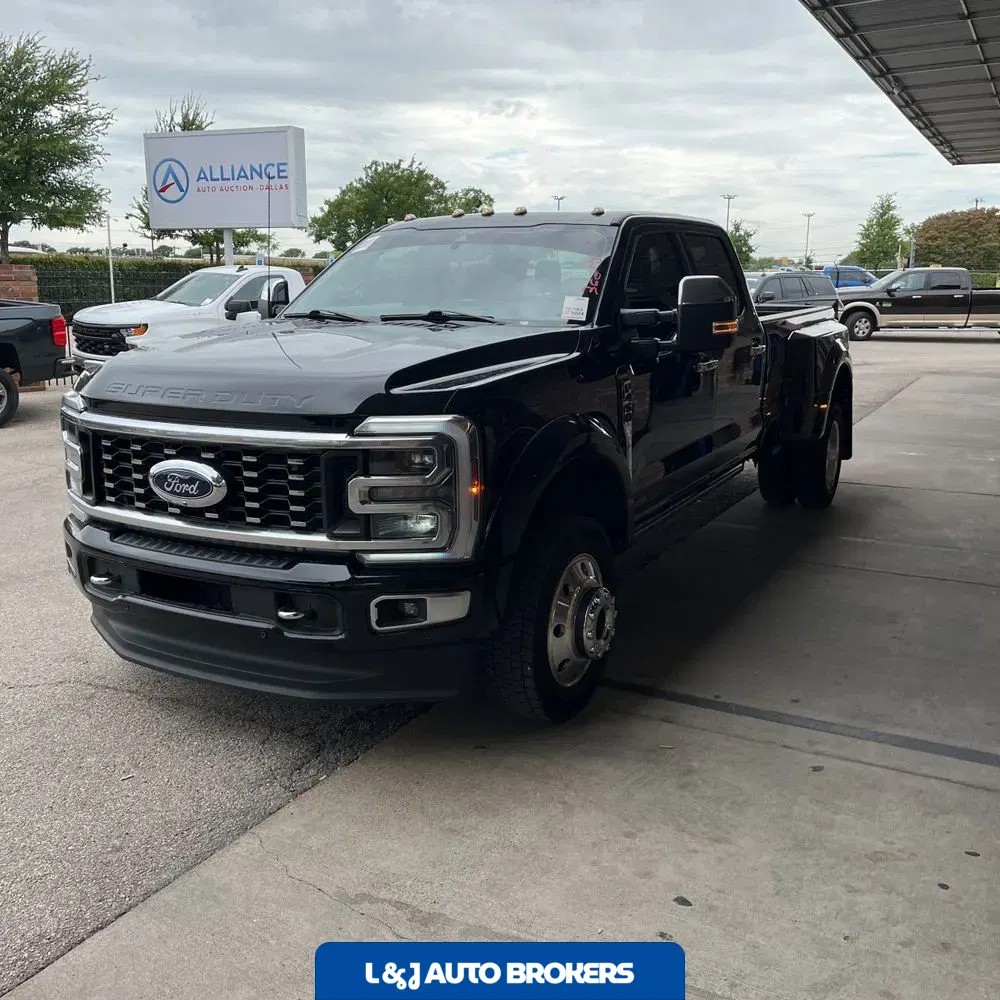 2024 Ford F-450 Super Duty Limited