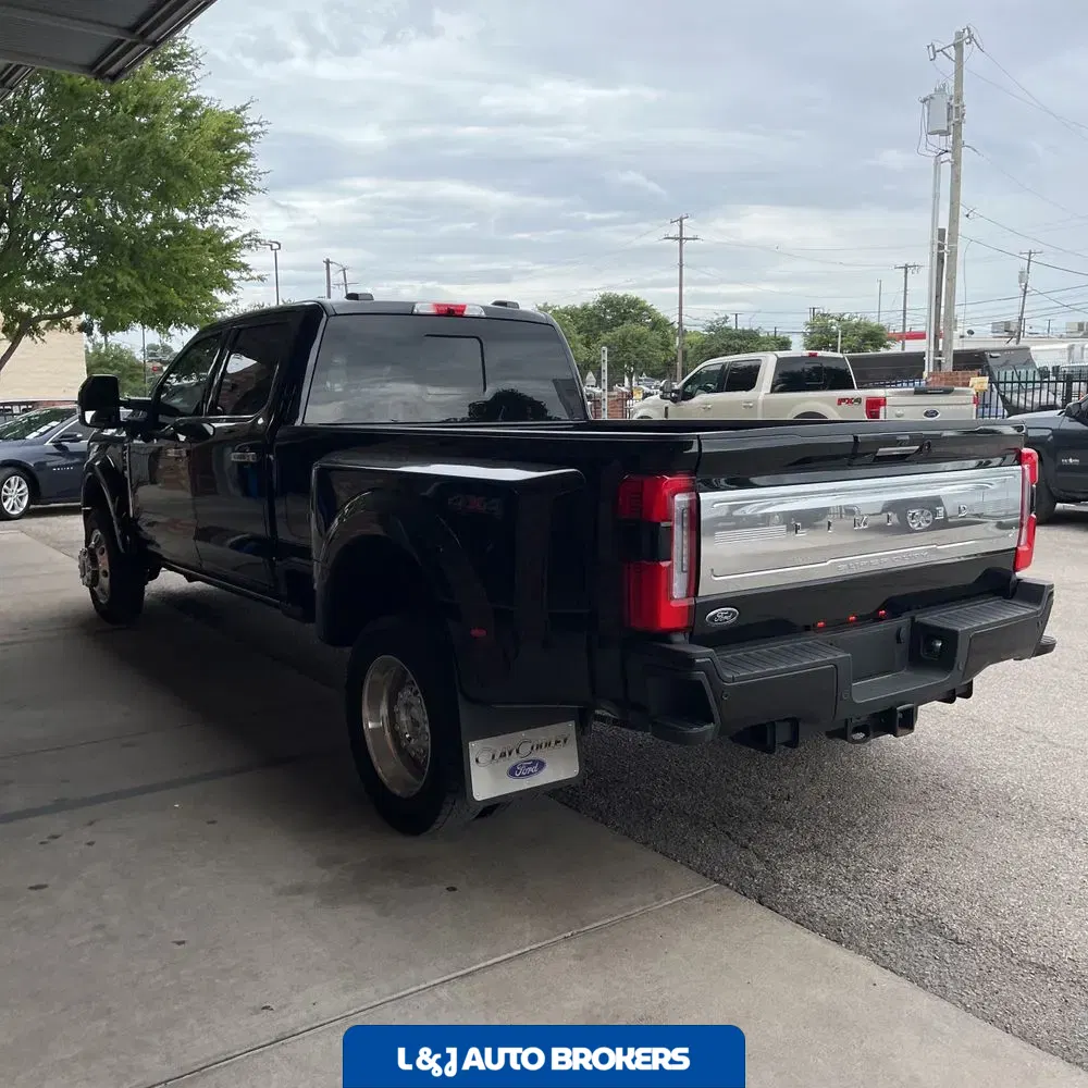 2024 Ford F-450 Super Duty Limited