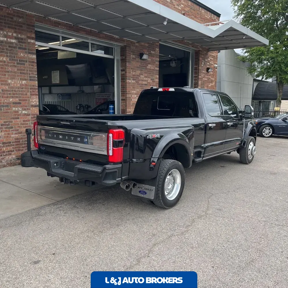 2024 Ford F-450 Super Duty Limited