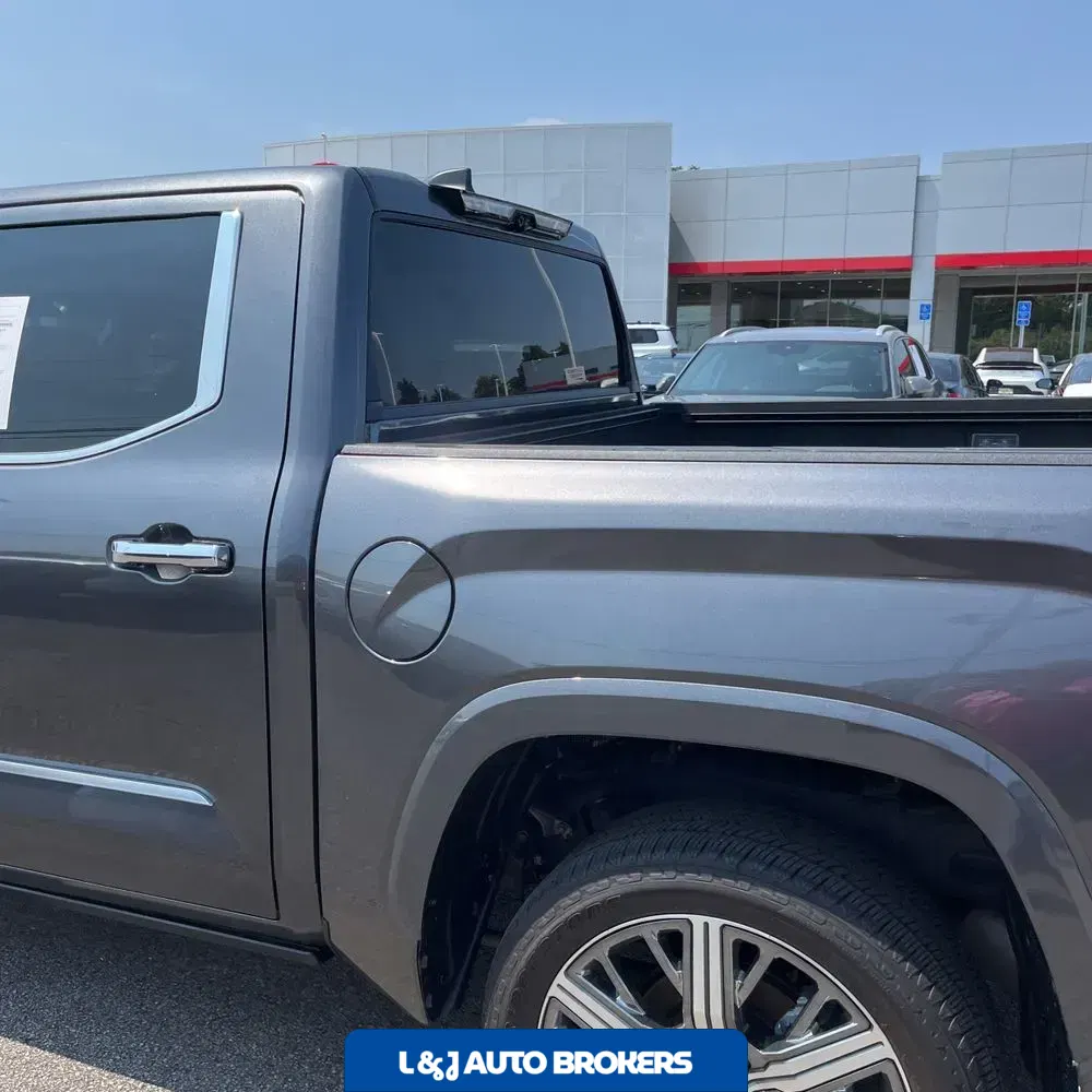 2024 Toyota Tundra Capstone HV