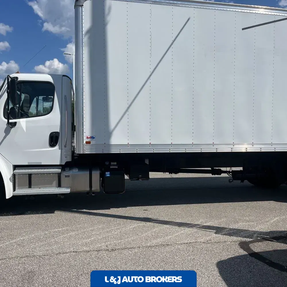 2024 Freightliner M2 106