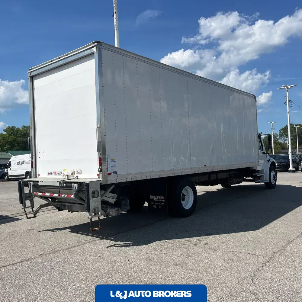 2024 Freightliner M2 106