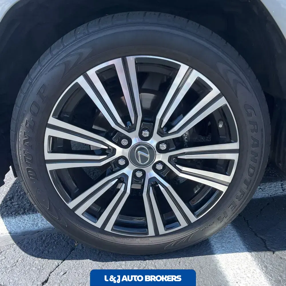 2023 Lexus LX 600 Luxury