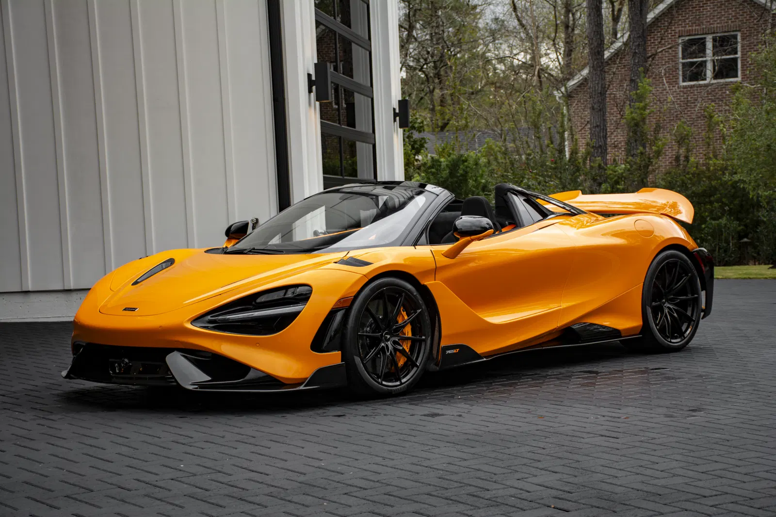 1,200-Mile 2022 McLaren 765LT Spider