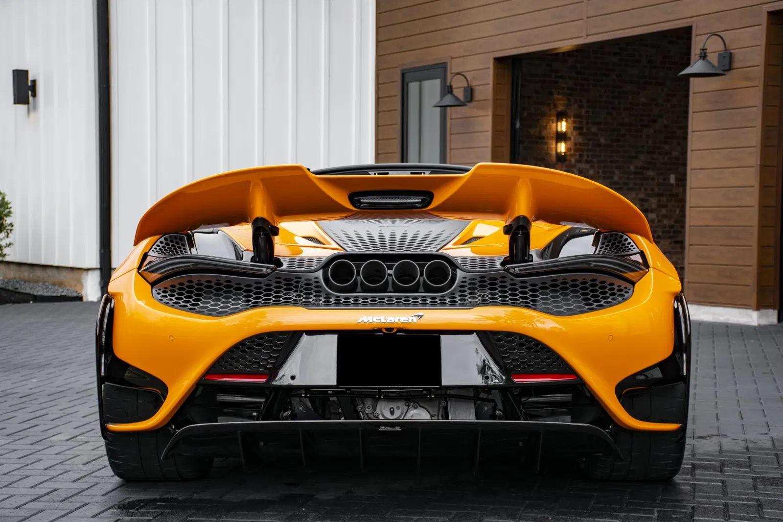 1,200-Mile 2022 McLaren 765LT Spider