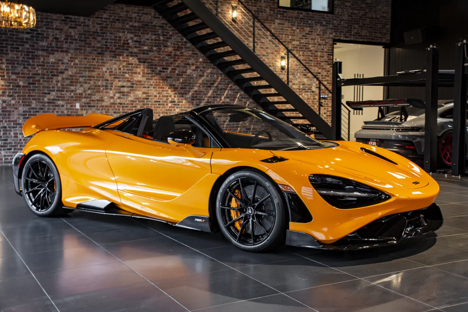 1,200-Mile 2022 McLaren 765LT Spider