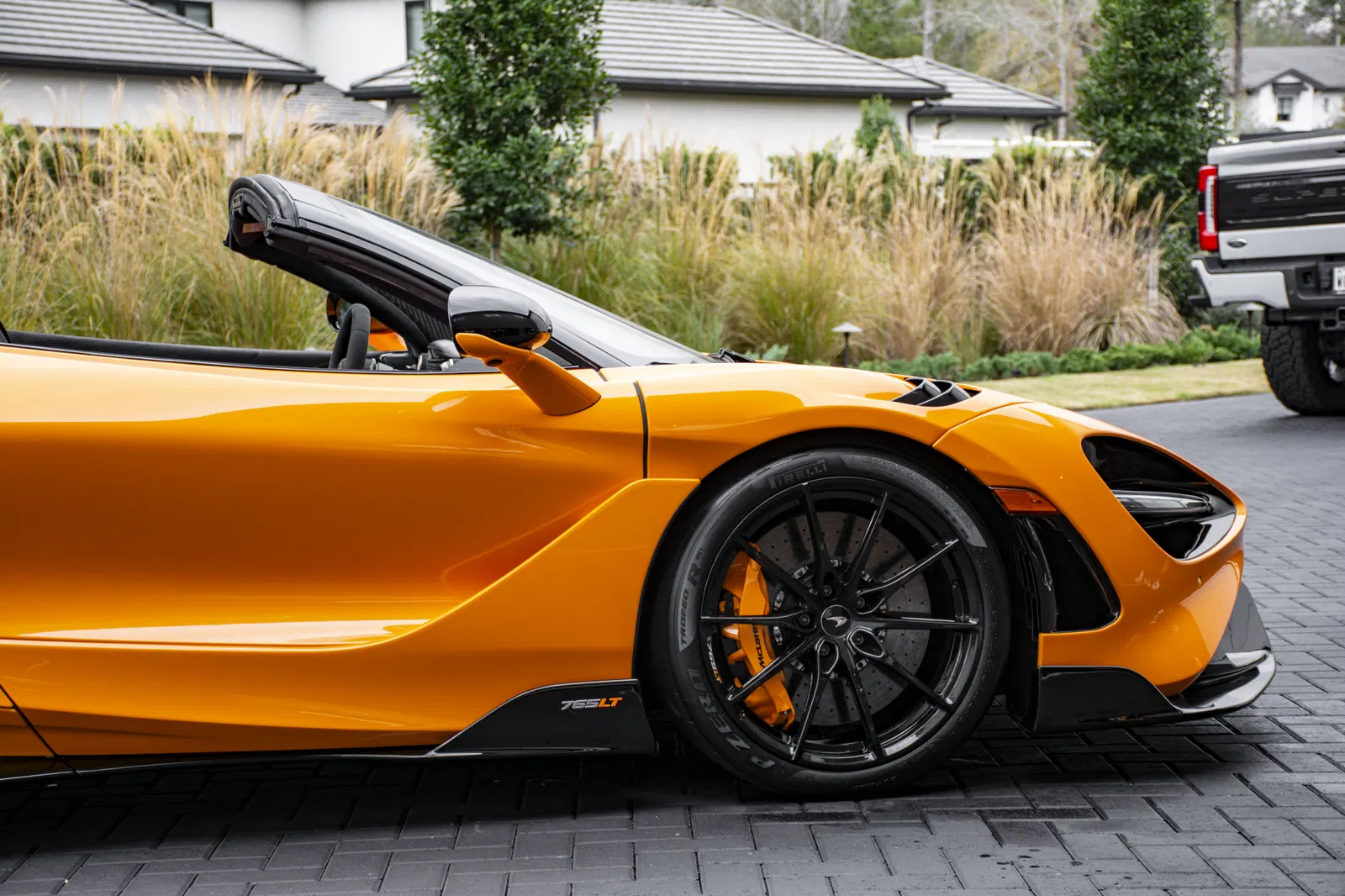 1,200-Mile 2022 McLaren 765LT Spider