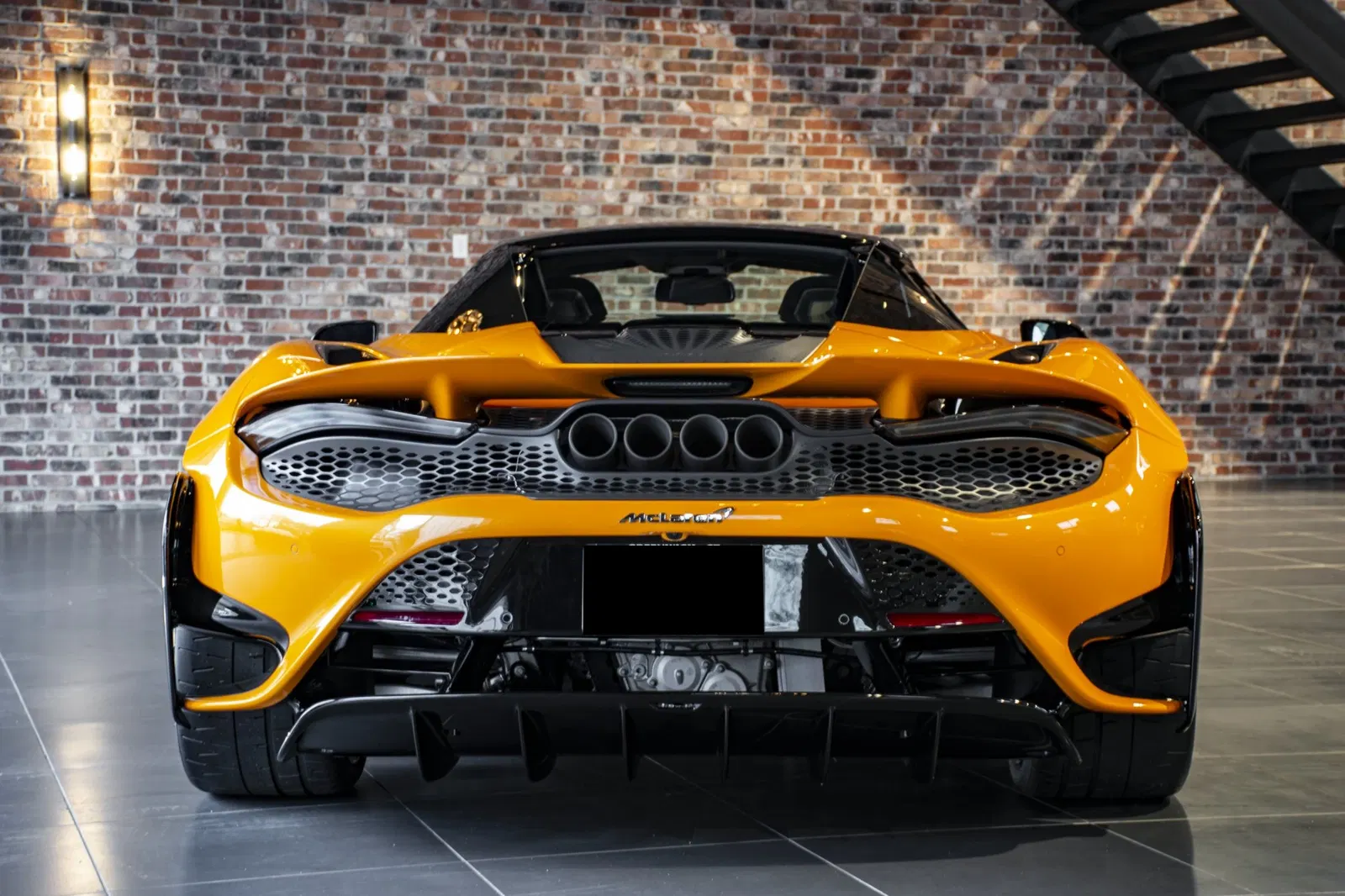 1,200-Mile 2022 McLaren 765LT Spider