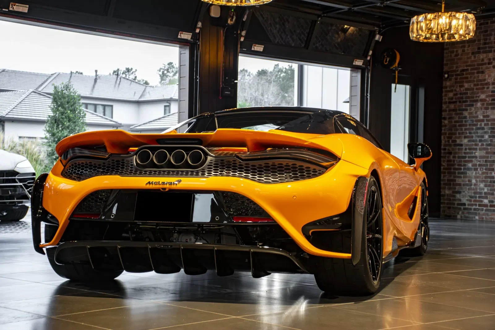 1,200-Mile 2022 McLaren 765LT Spider