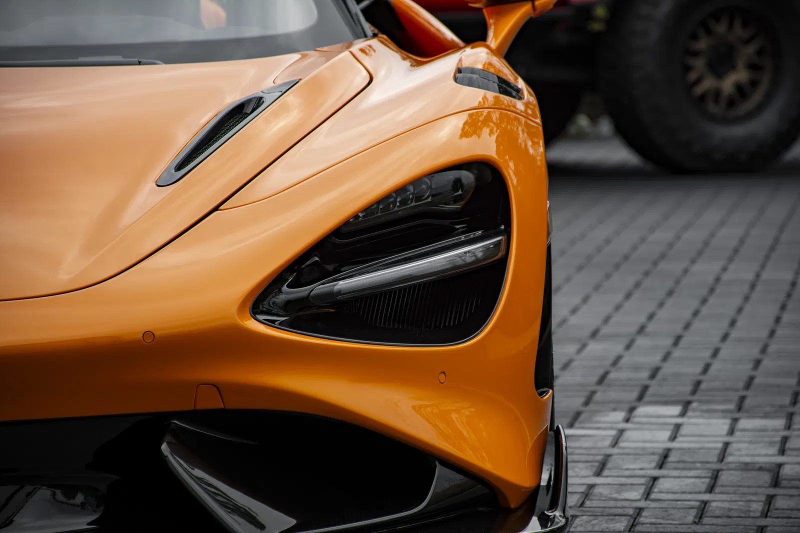 1,200-Mile 2022 McLaren 765LT Spider