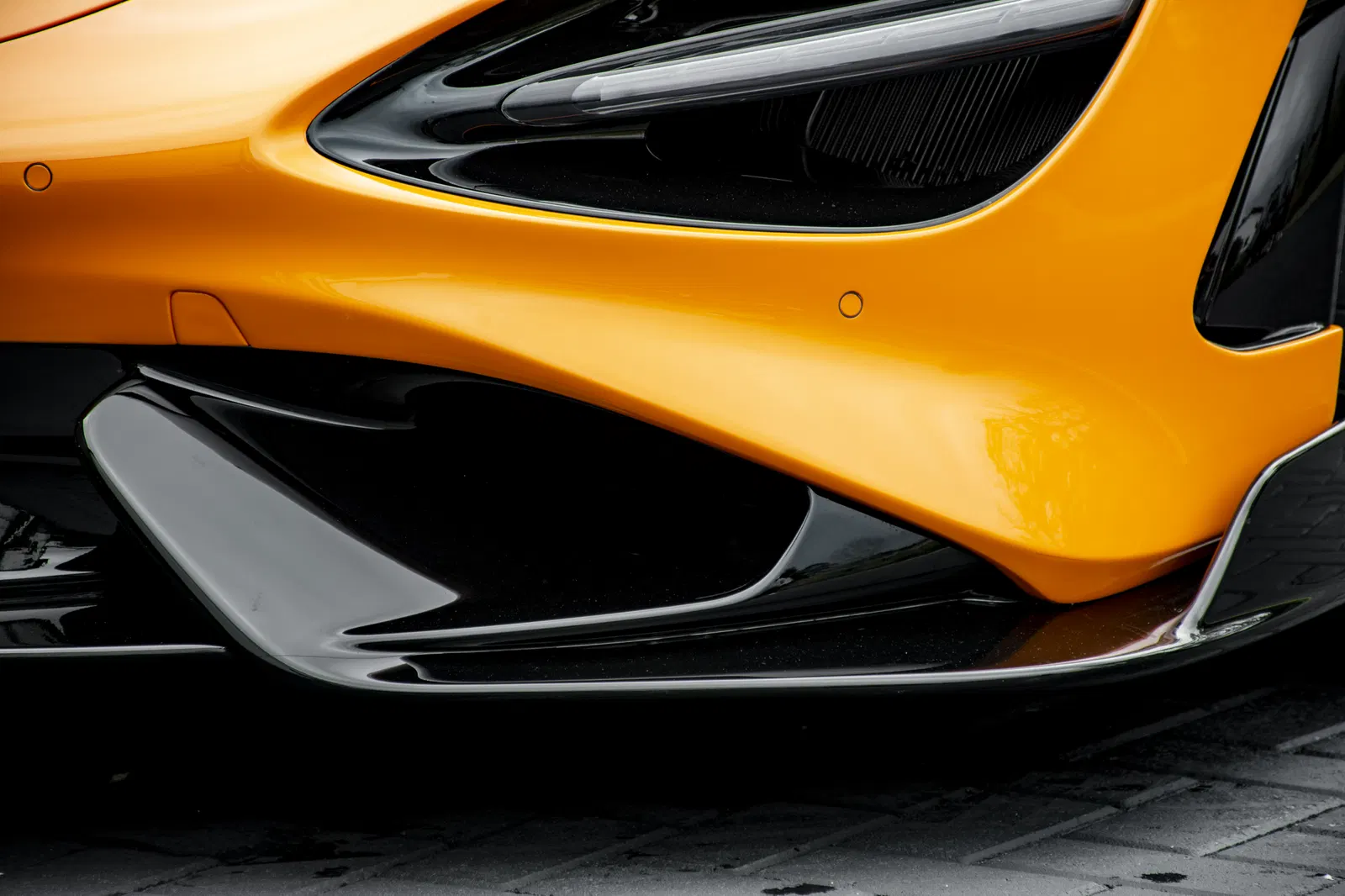 1,200-Mile 2022 McLaren 765LT Spider