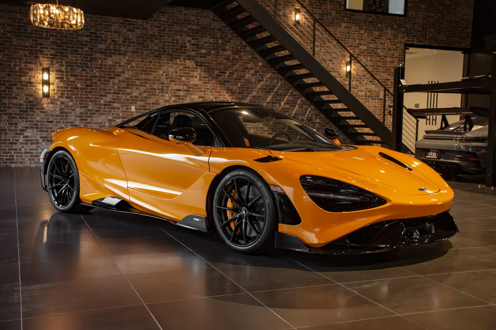 1,200-Mile 2022 McLaren 765LT Spider