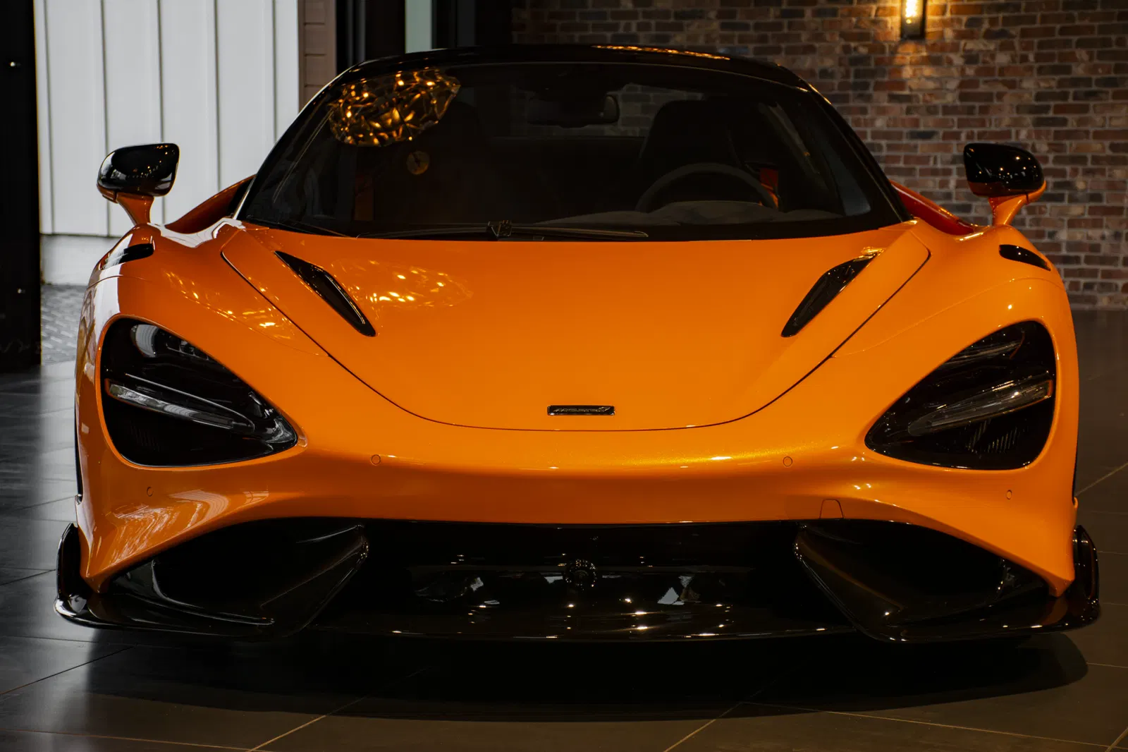 1,200-Mile 2022 McLaren 765LT Spider