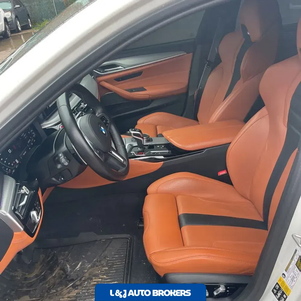 2023 BMW M5