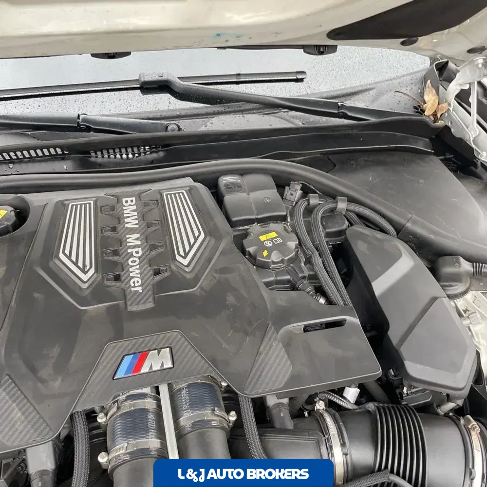 2023 BMW M5