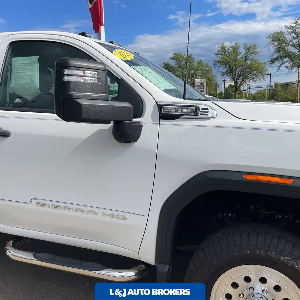 2024 GMC Sierra 2500HD Pro