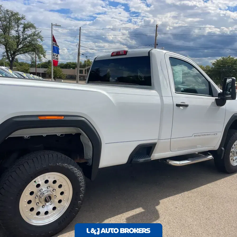 2024 GMC Sierra 2500HD Pro