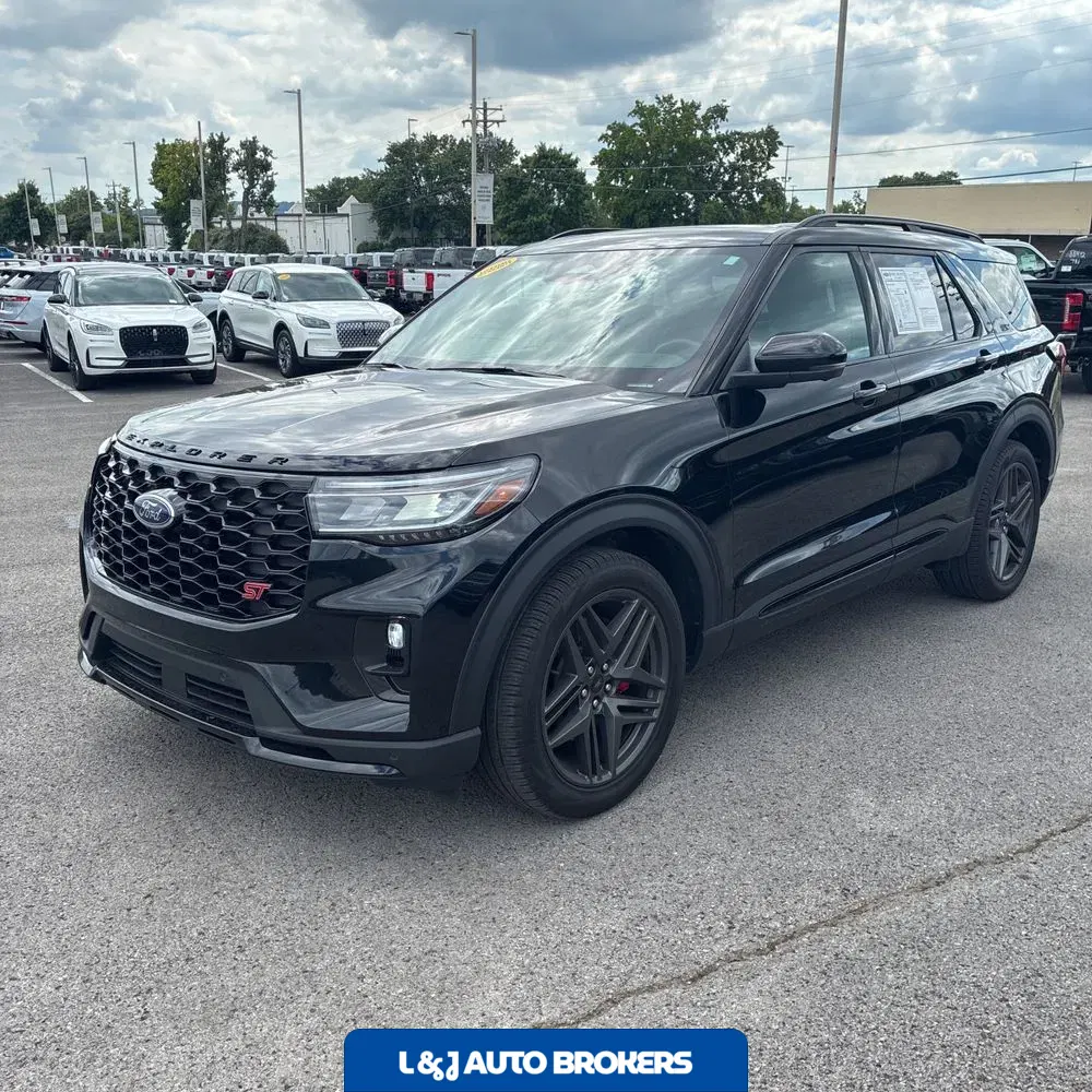 2025 Ford Explorer ST