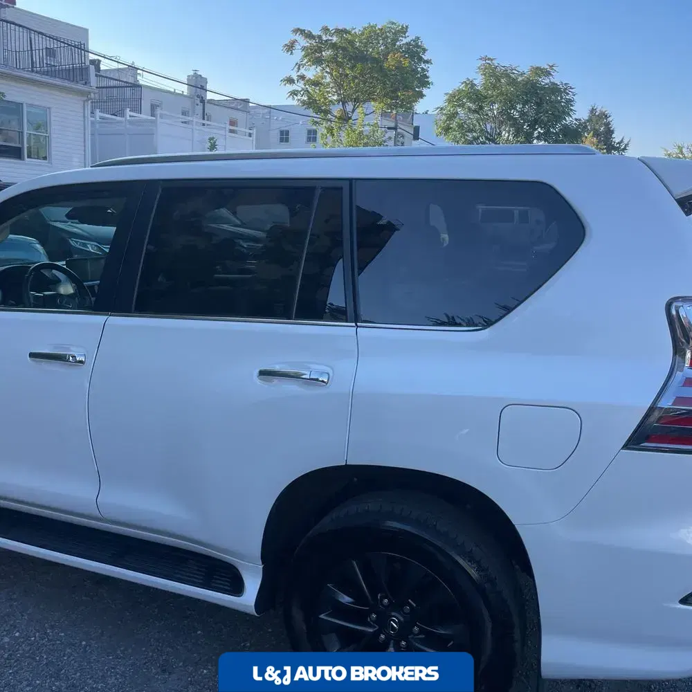 2022 Lexus GX 460 Base