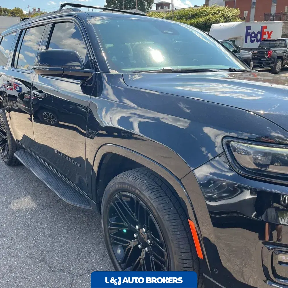 2023 Jeep Wagoneer Carbide