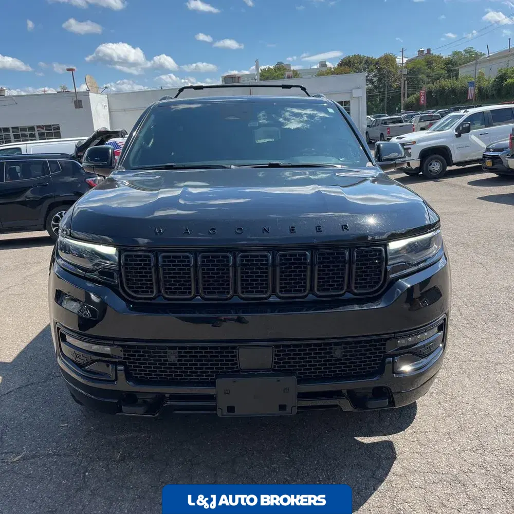 2023 Jeep Wagoneer Carbide