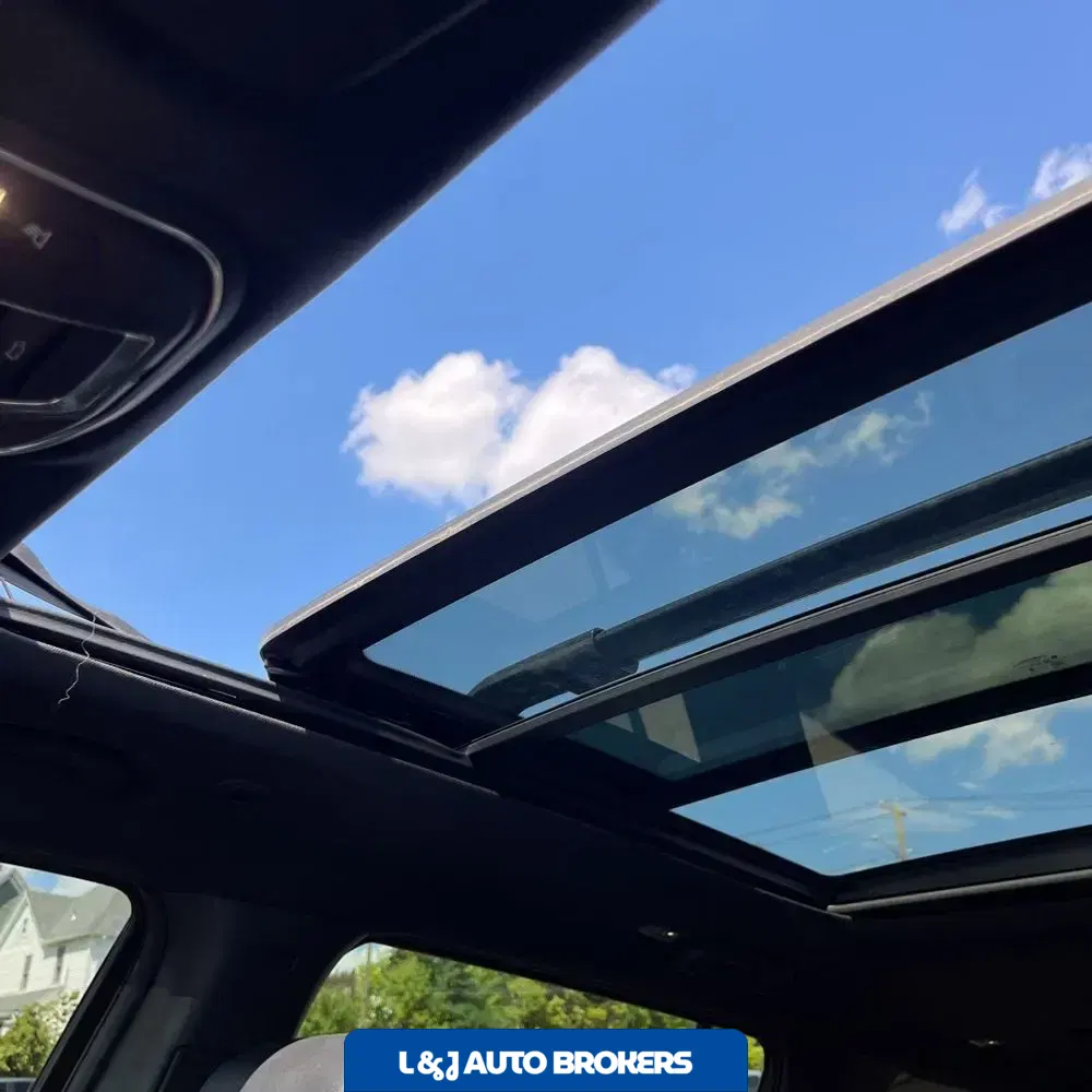 2023 Jeep Wagoneer Carbide