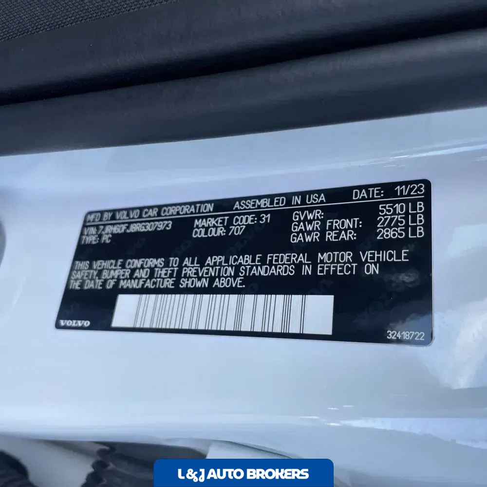 2024 Volvo S60 T8 - Ultimate PHEV