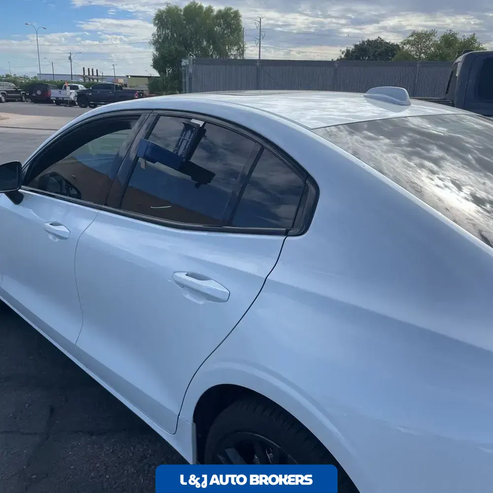 2024 Volvo S60 T8 - Ultimate PHEV