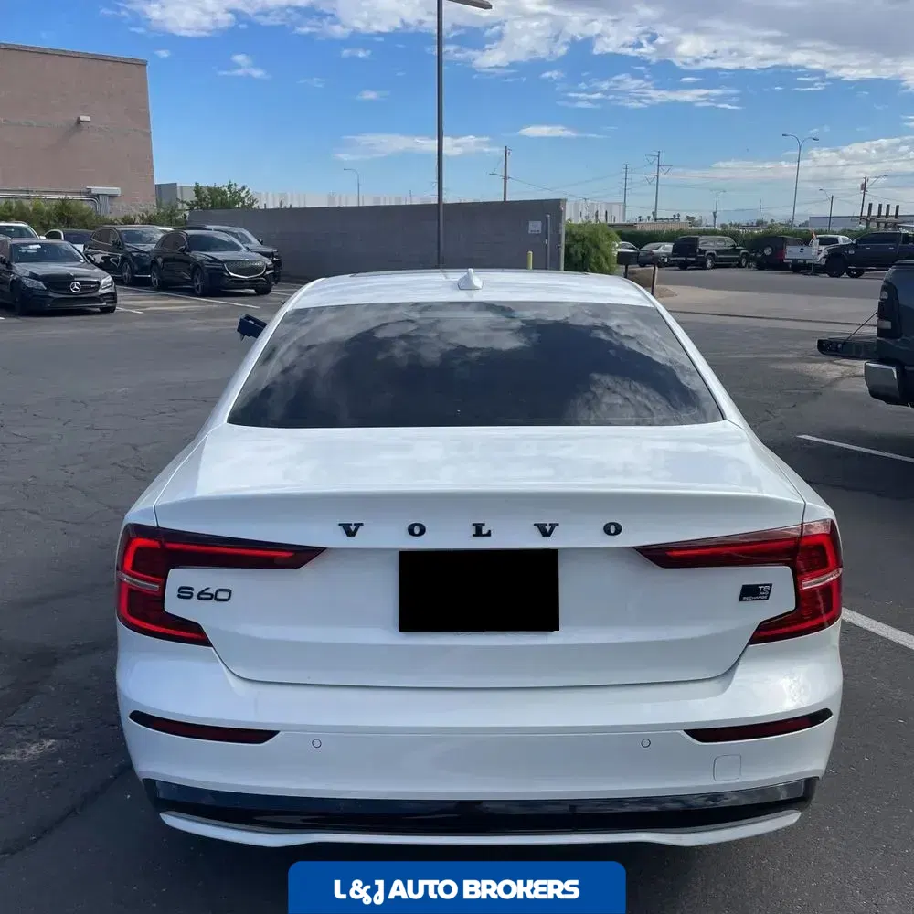 2024 Volvo S60 T8 - Ultimate PHEV